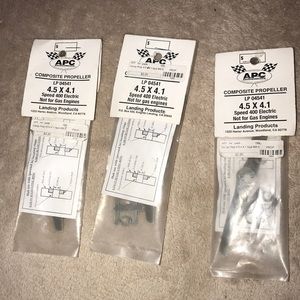 APC set of 3 New in packaging composite propellers 4.5 x 4.1 grey